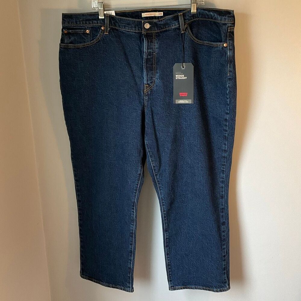 Levi’s Wedgie Straight High Rise 5 Pocket Button Fly, 22W. Plus Size - Picture 12 of 14